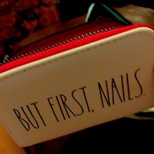 Rae Dunn 5 piece manicure kit